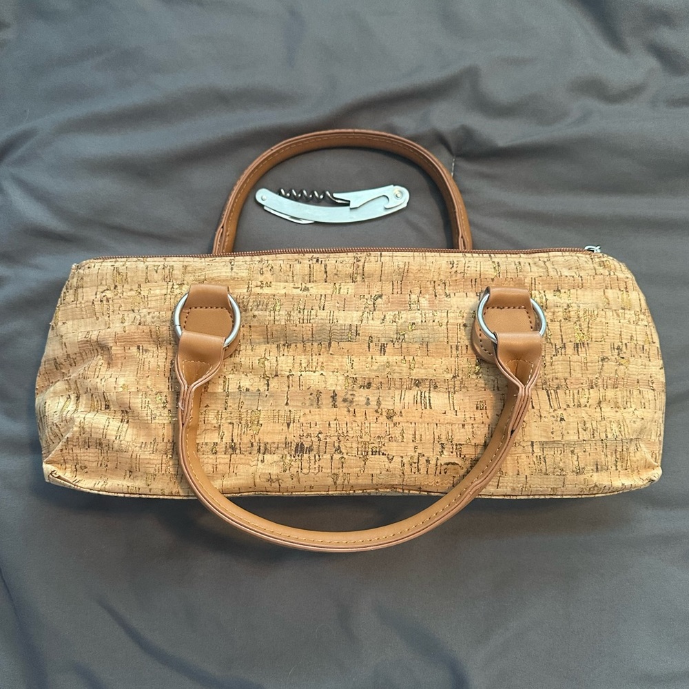 Insulated Primeware Wine Clutch